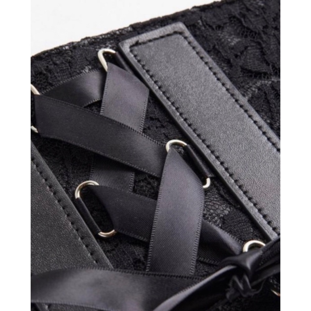 🆕 Black Lace Ribbon Corset Waist Stretch Belt 3 3X 22 24 NWT Torrid New! - Picture 3 of 6